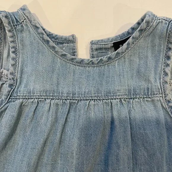 GAP Baby Denim Tiered Shirt Tank Top Blue Chambray 3-6 Months - Picture 2 of 6